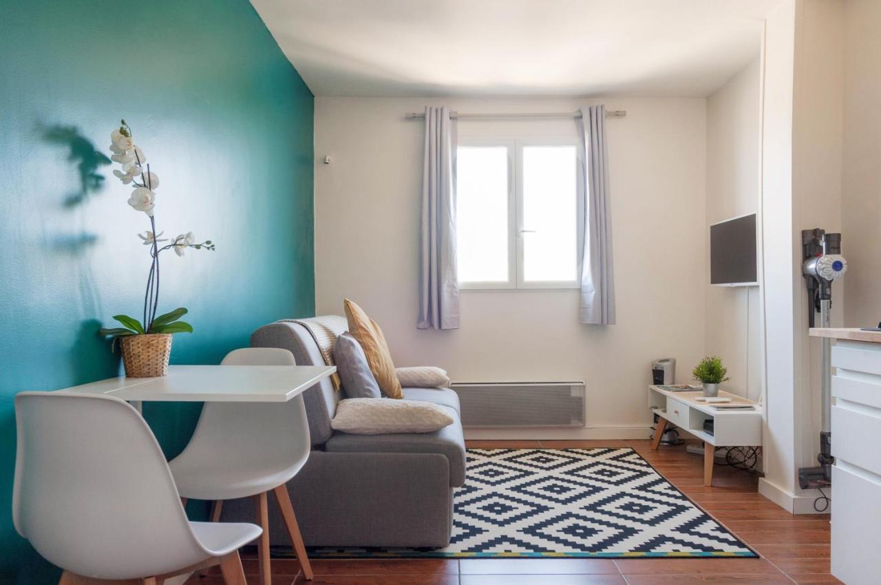 Ferienwohnung Bleu Roi Versailles Exterior foto