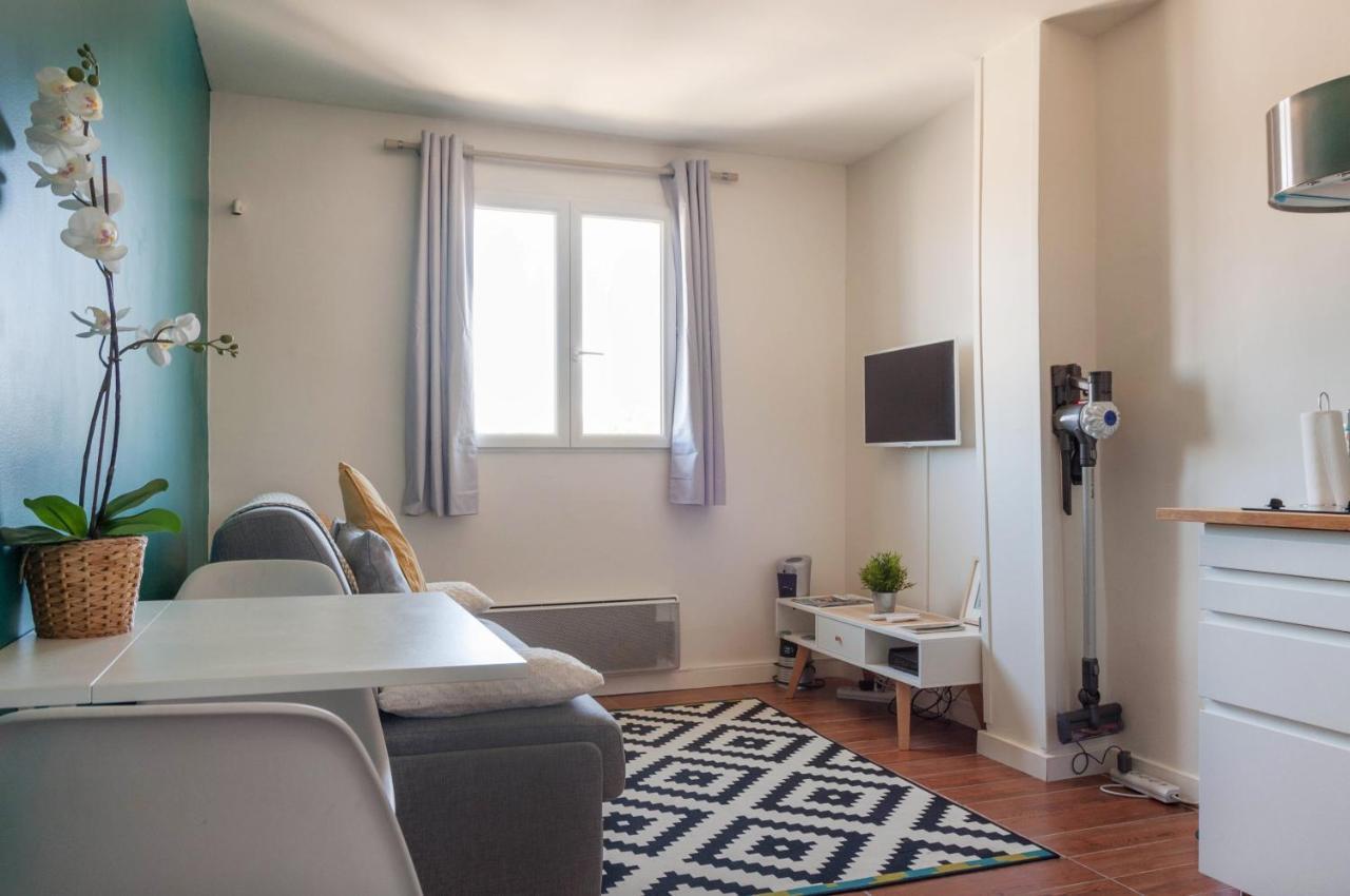 Ferienwohnung Bleu Roi Versailles Exterior foto